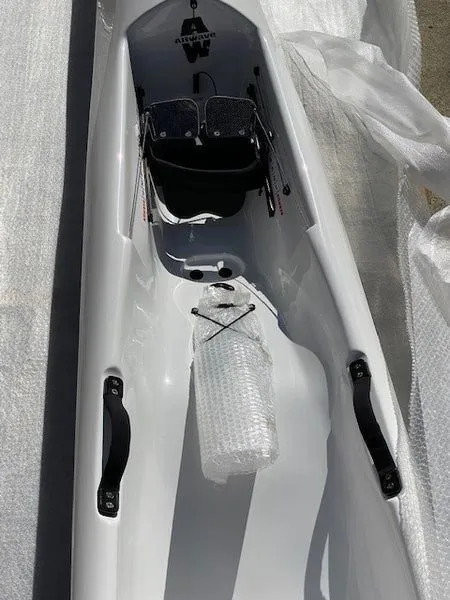 Allwave RS600 — cockpit / seat and footplate detail