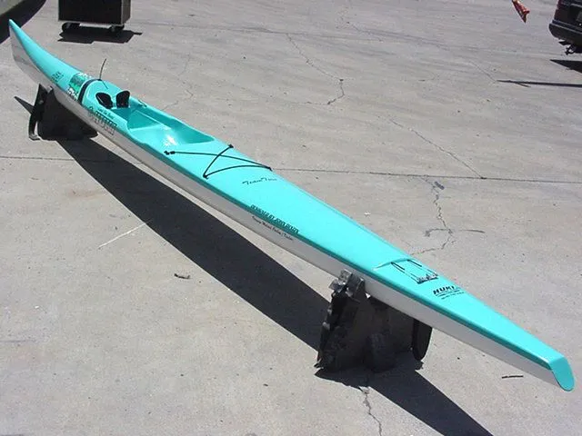 Huki S1-A — turquoise ski, full profile