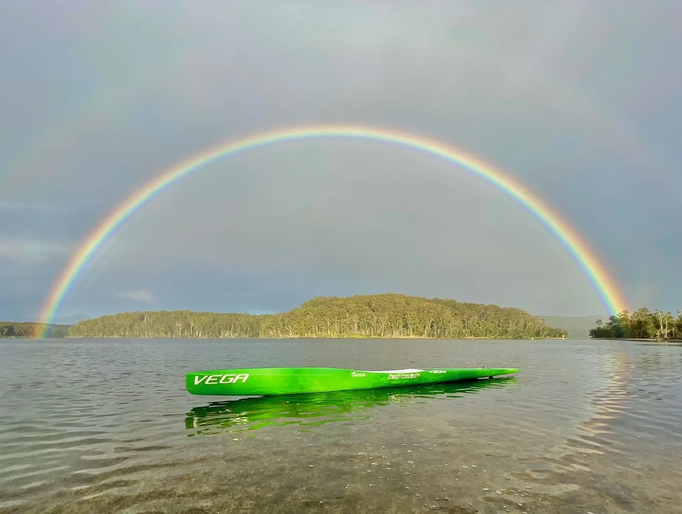 Kai Wa'a Vega — Vega surfski detail/on-water