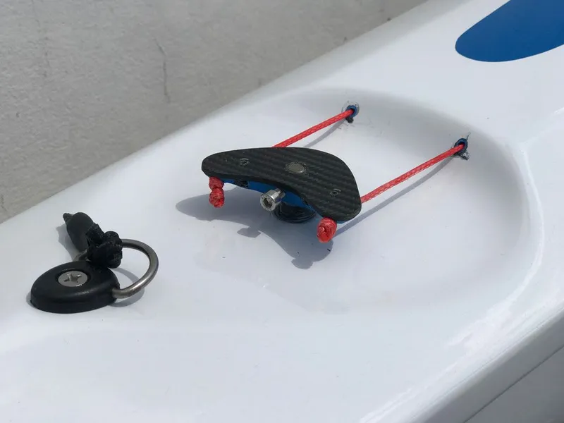 Sipre Ackua 575 (Marlin) — cockpit / hull detail photo
