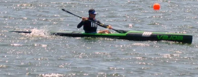 Vajda Hawx 43 — downwind action